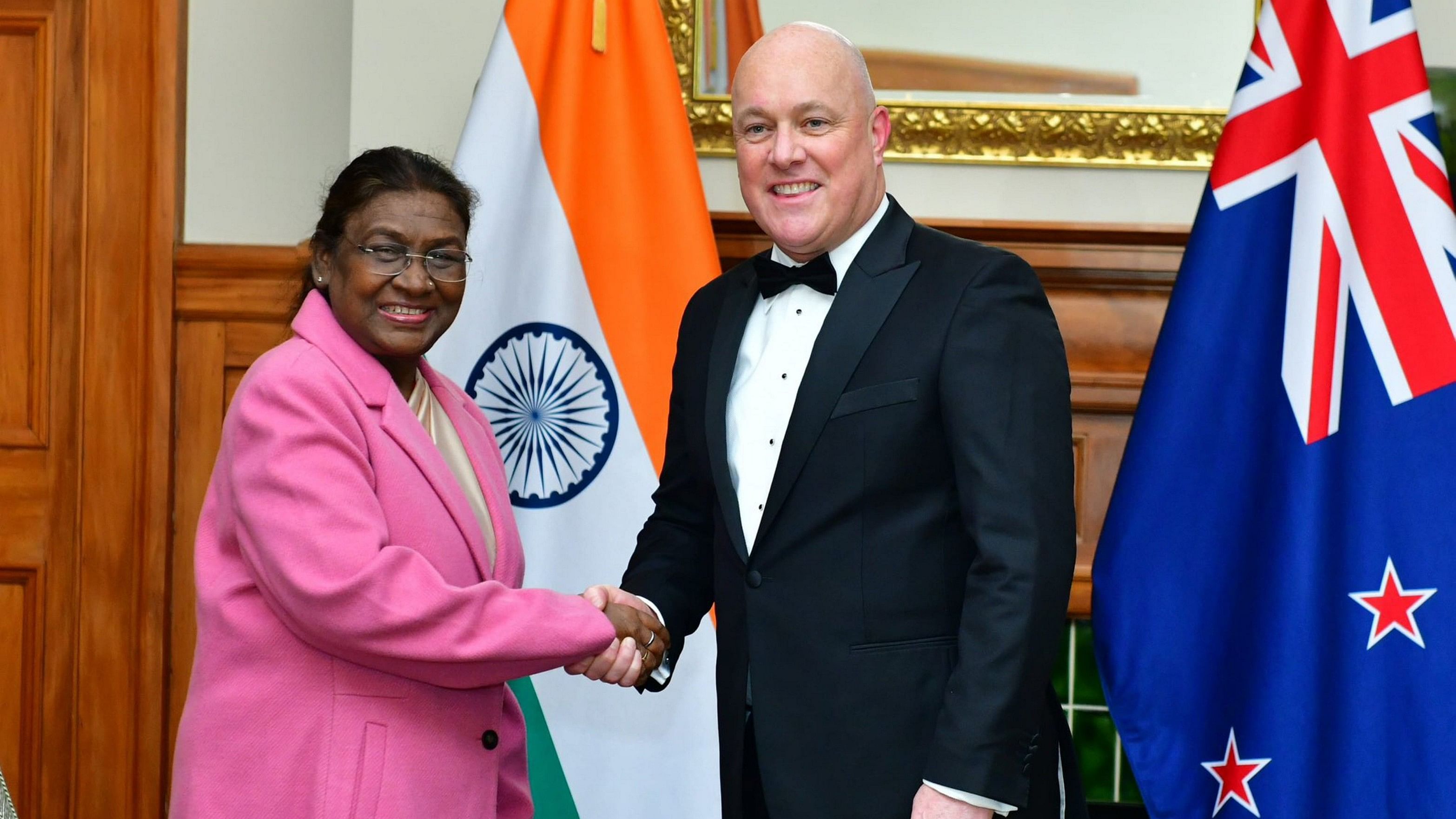 <div class="paragraphs"><p>President Droupadi Murmu meets New Zealand Prime Minister Christopher Luxon, in Wellington.</p></div>